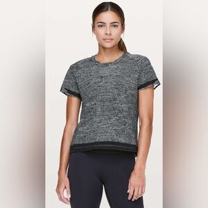 Lululemon Find Focus Short Sleeve Twillines Ice Grey Black / Black